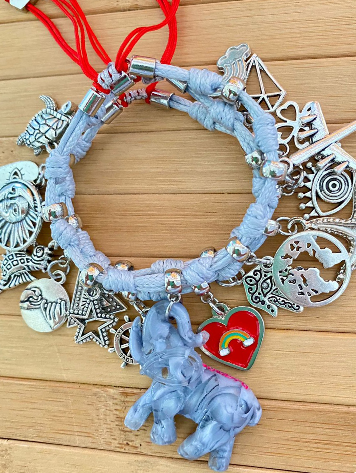 Pulsera Víbora Gris con Elefante y Charms Plateados
