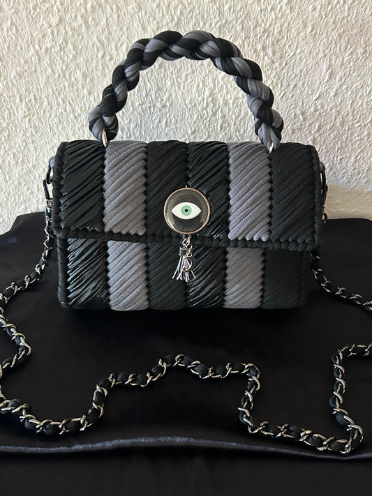 Bolso Boho Edición Limitada Verano Noche handmade bag in black and grey woven cords with dark evil eye and silver chain – IsabellaByShop